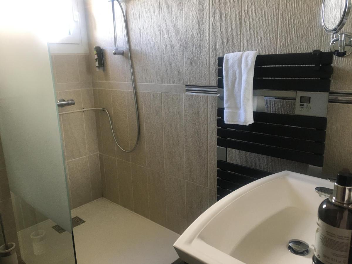 Logis Hotel Restaurant Spa Les Balcons De L'Esperance Limeuil Екстериор снимка