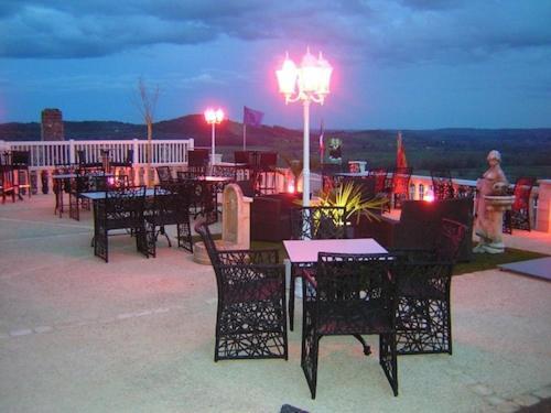 Logis Hotel Restaurant Spa Les Balcons De L'Esperance Limeuil Екстериор снимка