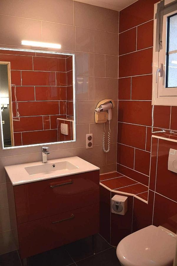 Logis Hotel Restaurant Spa Les Balcons De L'Esperance Limeuil Екстериор снимка